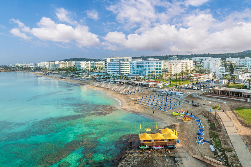 Promenada w Protaras